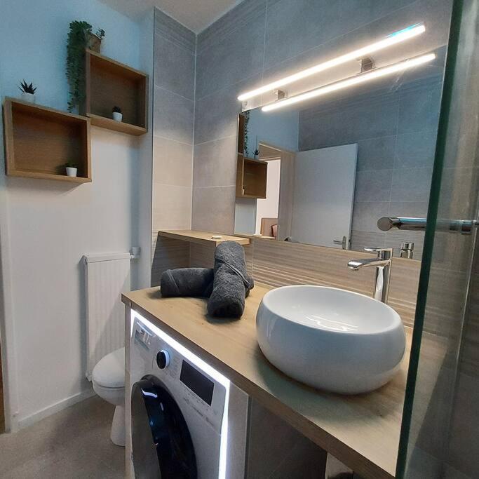 2 Lys Orleans Downtown, Free Secure Parking Leilighet Eksteriør bilde